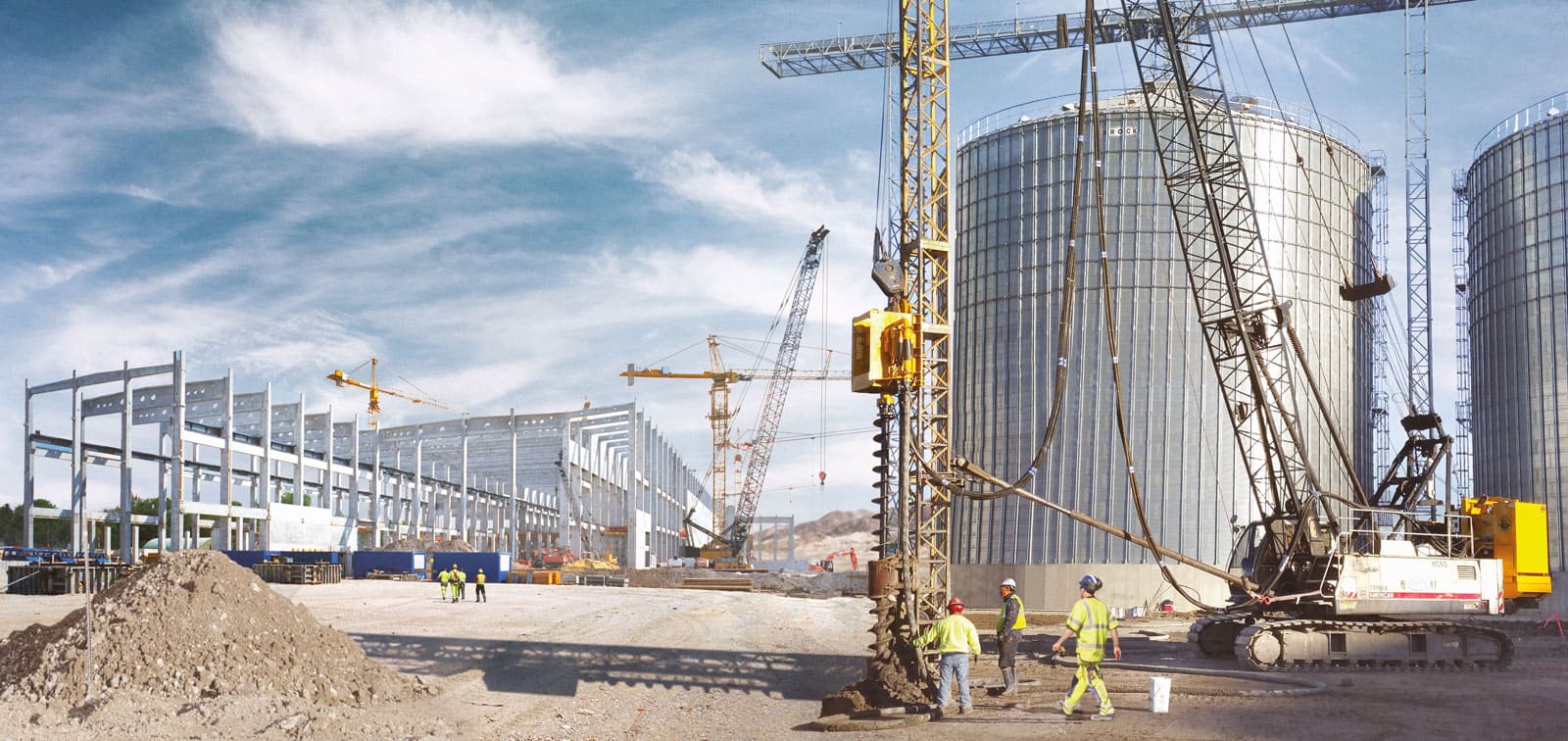 Construction - Black Bruin